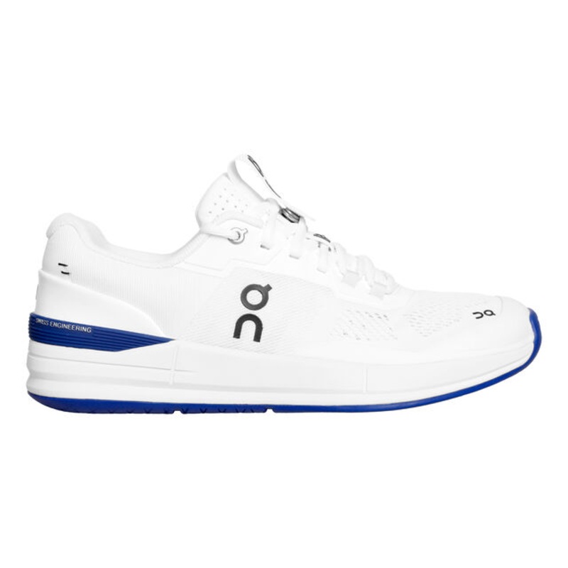 The Roger Pro All Court Shoe Men – White, Dark Blue