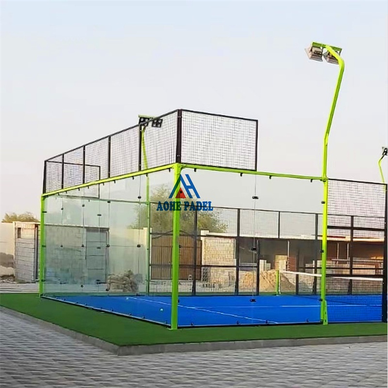 Factory Supplier Padel Court Panoramic Paddel Tennis Court with 8 Pieces 200W Flood Lights